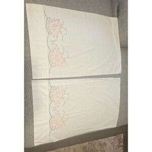 Vtg Pair ivory Pillow Cases Pink Green Hand Embroidered Lily Pads Flowers